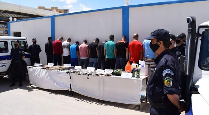 الوادي: توقيف مسبوق قضائيا وحجز كمية من المخدرات بجامعة