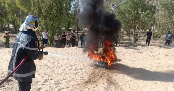 الوادي: مناورة تطبيقية في كيفية إطفاء الحرائق