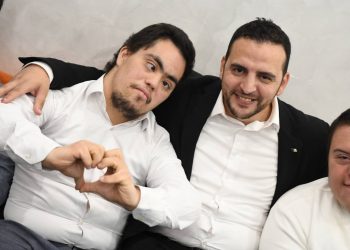 عز الدين زحوف… صوتٌ برلماني جعل من قضايا ذوي الإعاقة أولوية إنسانية وتشريعية
